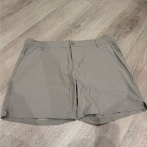 RHONE Men's Tan Flat-Front Performance Shorts 6”